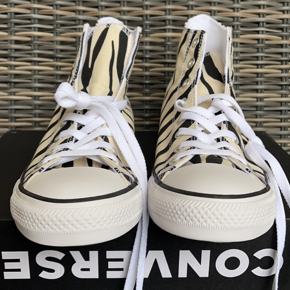 Converse Ctas Hi Black/Greige/White MEN`S Zebra Stripes - Picture 13 of 16